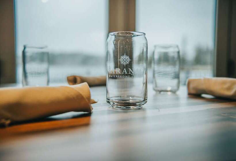 هتل Voco Saranac Lake Ny Waterfront, An Ihg