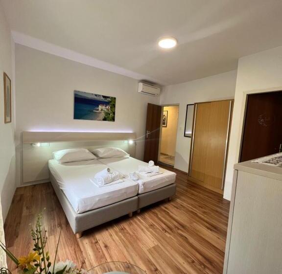 פנסיון Residence Bella