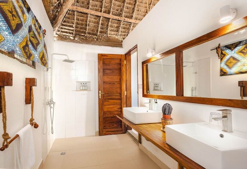 פנסיון Shanuo Beach Bungalows