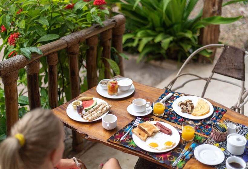 פנסיון Shanuo Beach Bungalows