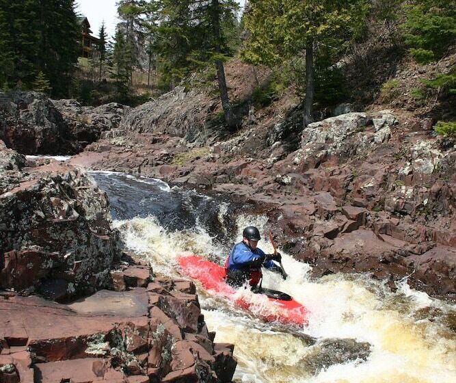 Baptism River Inn