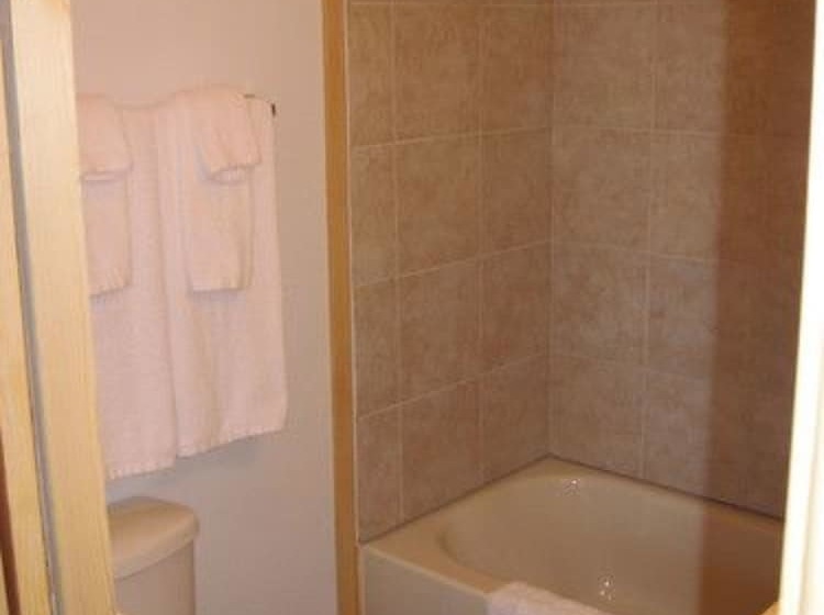 مبيت وإفطار Crater Lake Inn & Retreat