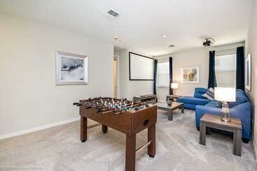 Fabulous 9 Bed 6,5 Ba Villa Games, Pool & Spa 9063srl