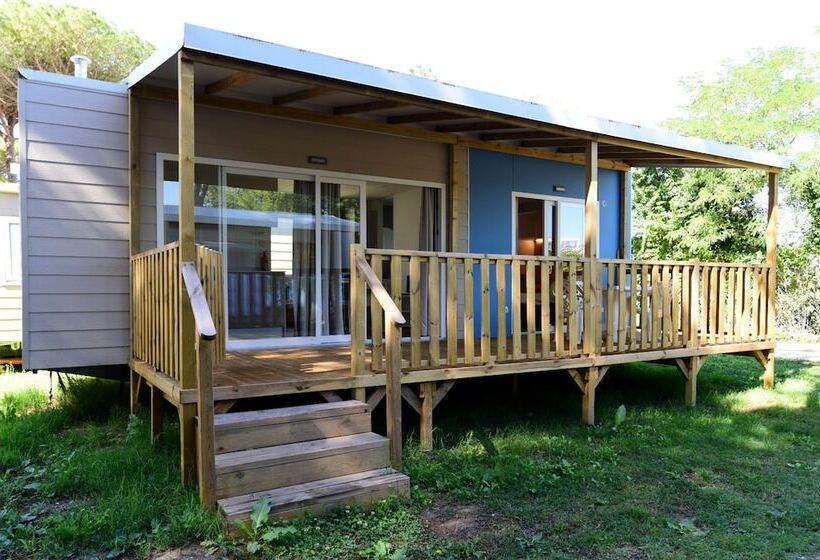 هتل Club Del Sole Adriano Family Camping Village