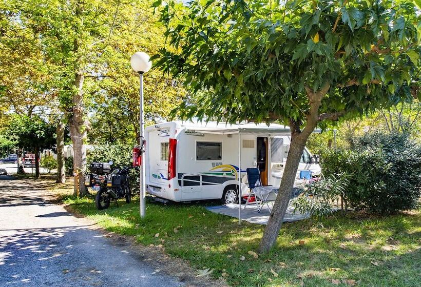 هتل Camping De Pujol