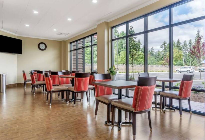 هتل Comfort Inn & Suites Lakewood By Jblm