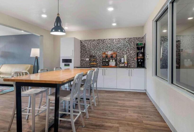هتل Extended Stay America Suites  Atlanta  Lithia Springs