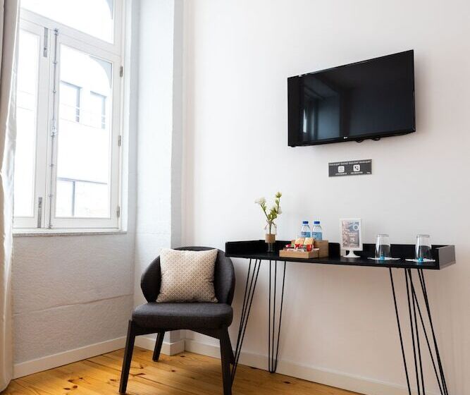 هتل Mystay Porto Batalha