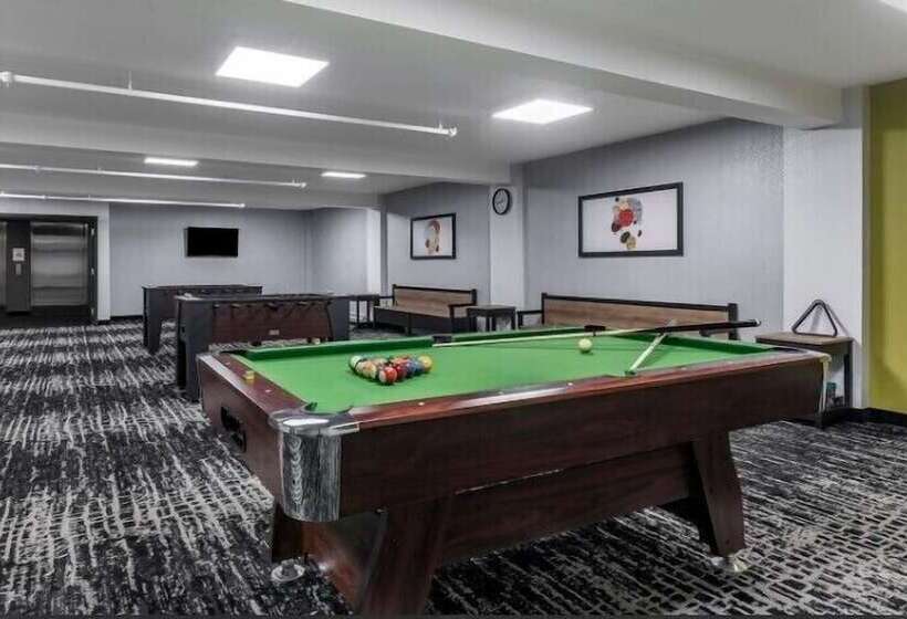Quality Hotel & Conference Centre