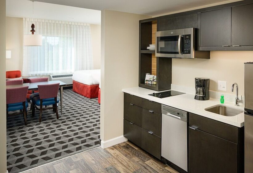 هتل Towneplace Suites By Marriott Tuscaloosa