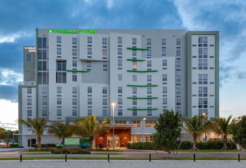هتل Wyndham Garden Miami International Airport