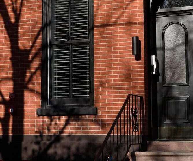 Bond Townhouse