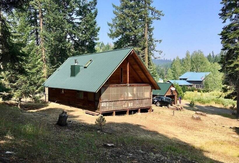 Whispering Pines Cabin Retreat