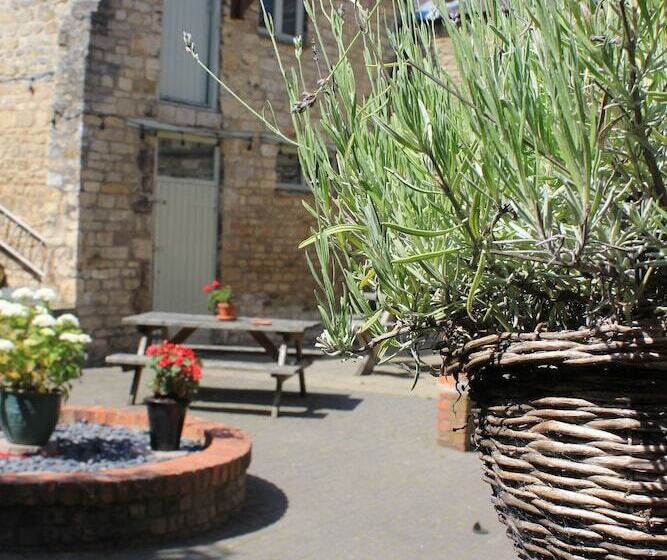 The Green Man Inn
