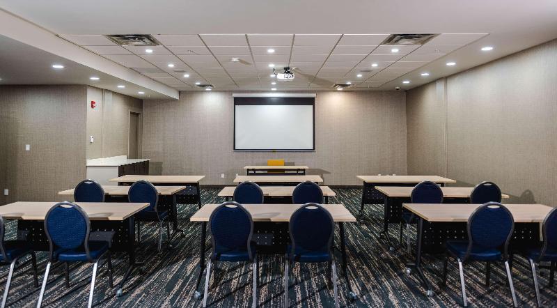 هتل Best Western Premier Executive Residency Medicine Hat