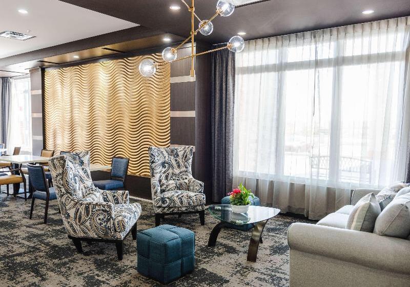 هتل Best Western Premier Executive Residency Medicine Hat