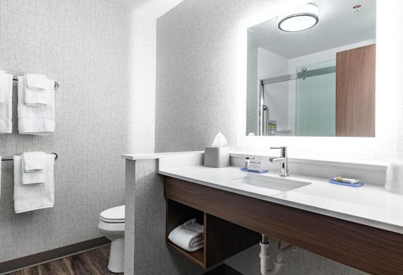 בית מלון כפרי Holiday Inn Express & Suites   Moundsville, An Ihg
