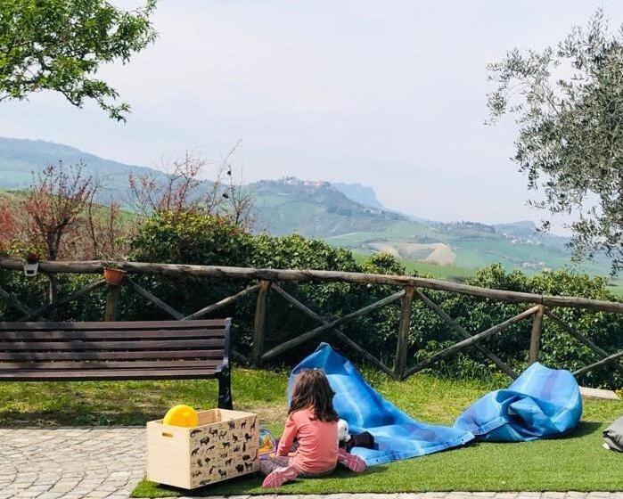 בית מלון כפרי Locanda Delle Grotte Di Onferno