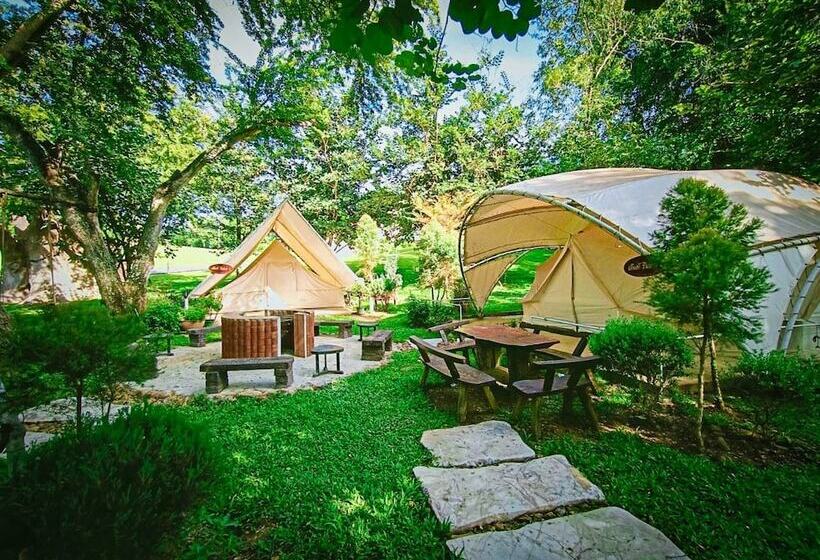 فندق Resort Huangchui Baan Phu Khao