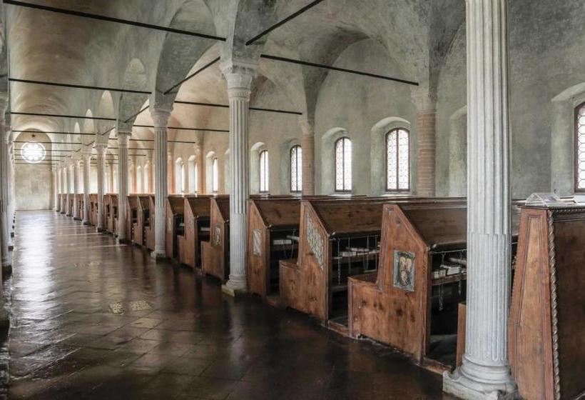 ペンション Casa Dora