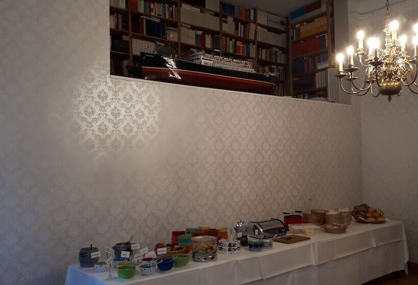 Prisma Hotel Burg Bollendorf