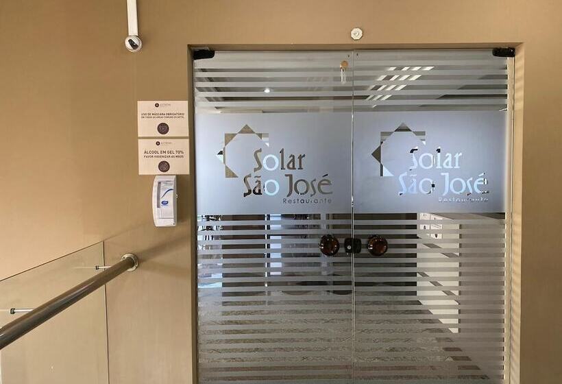 هتل Astron Suítes São José Dos Pinhais By Nobile