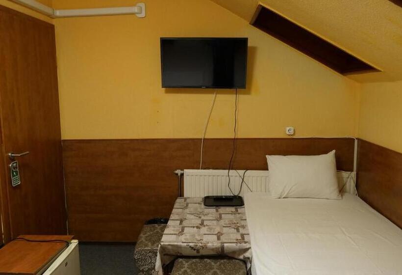 Fotos del hotel Attila:  28