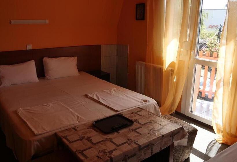 Fotos del hotel Attila:  11