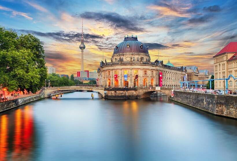 هتل Berlin Marriott