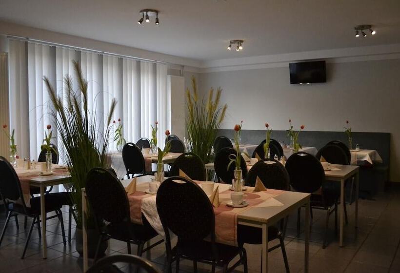 هتل Café Galerie   Smart Tv   Free Parking