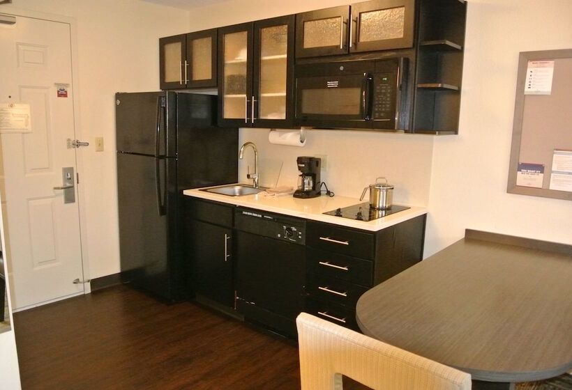 בית מלון כפרי Candlewood Suites Washington Fairfax, An Ihg