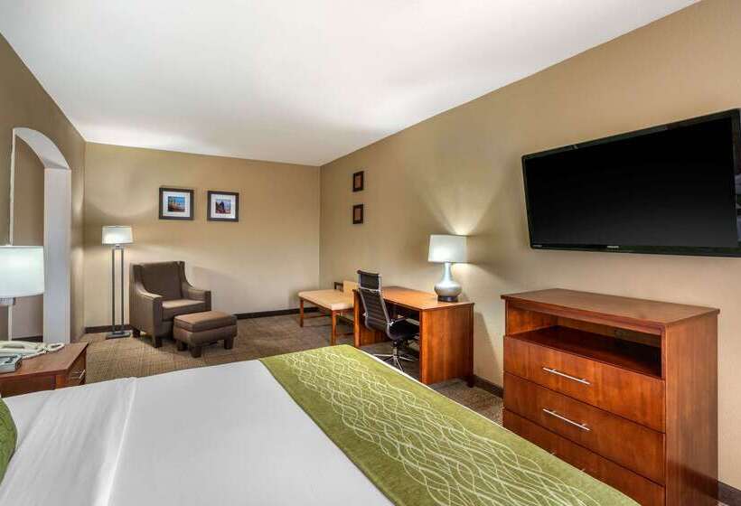 فندق Comfort Inn & Suites Sacramento – University Area