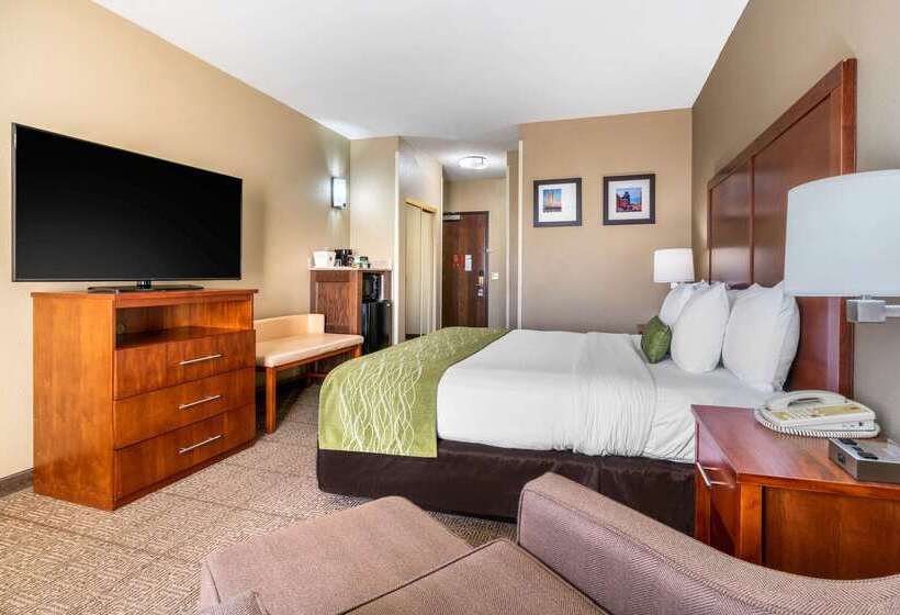 فندق Comfort Inn & Suites Sacramento – University Area