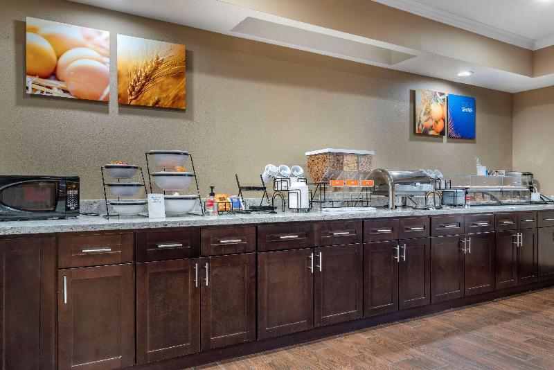 Hotel Comfort Inn & Suites Sacramento – University Area