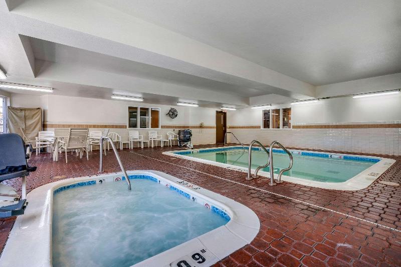 هتل Comfort Inn & Suites Sacramento   University Area