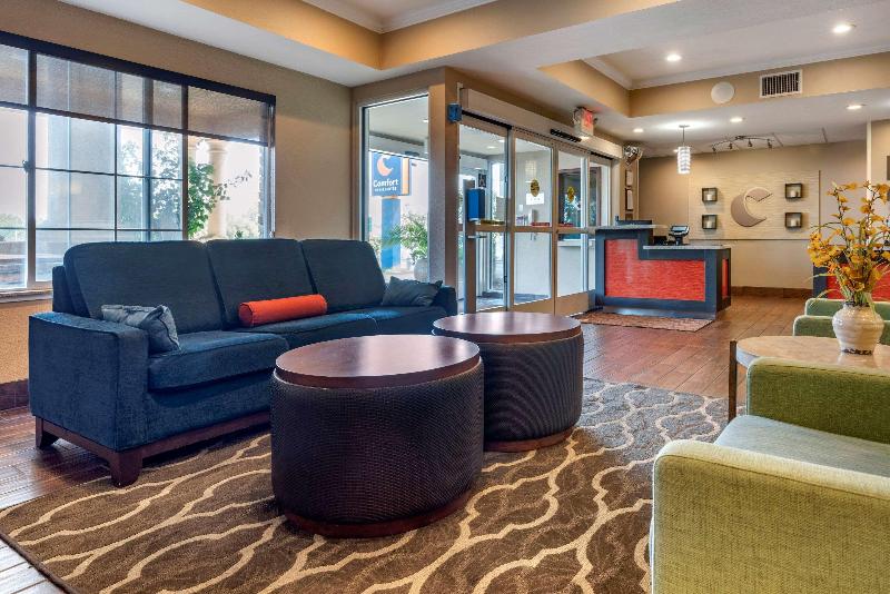 هتل Comfort Inn & Suites Sacramento   University Area