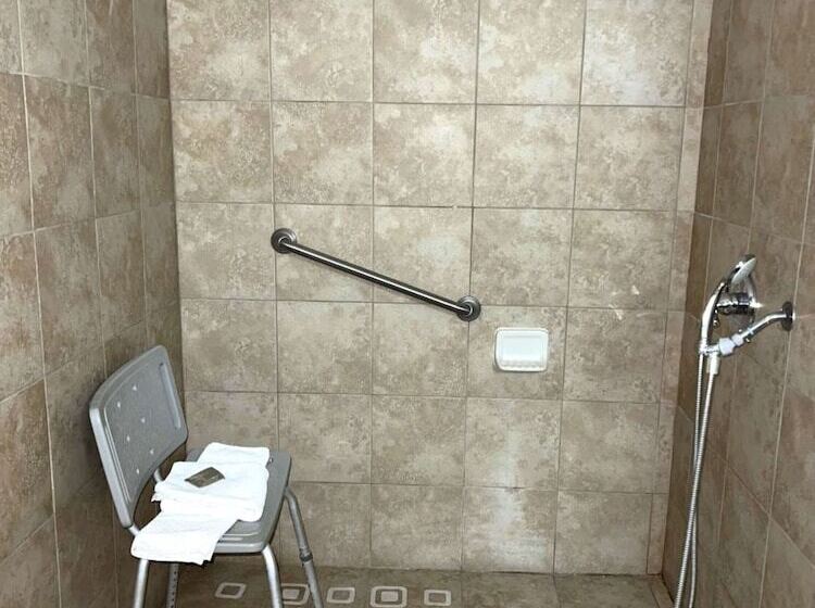 בית מלון כפרי Country Inn & Suites By Radisson, Battle Creek, Mi