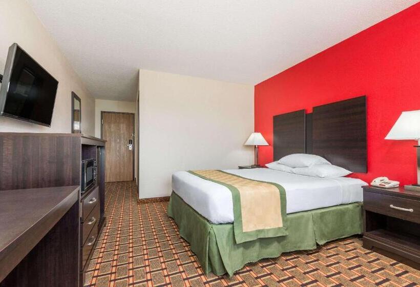 בית מלון כפרי Days Inn By Wyndham Muncie Ball State University