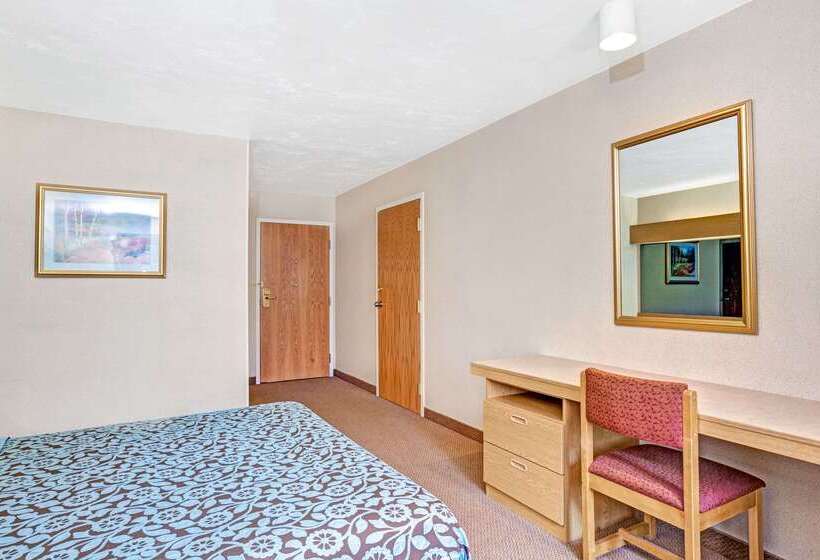 호텔 Days Inn By Wyndham Sturbridge
