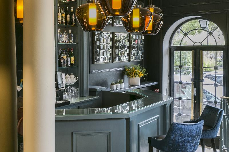 Fotos del hotel De Neuville Arc De Triomphe:  13