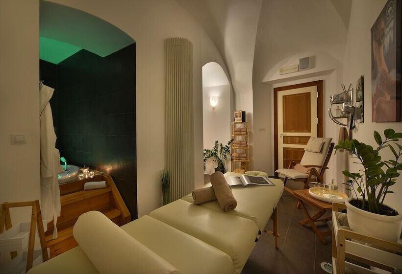 Fotos del hotel Design Hotel Neruda:  17