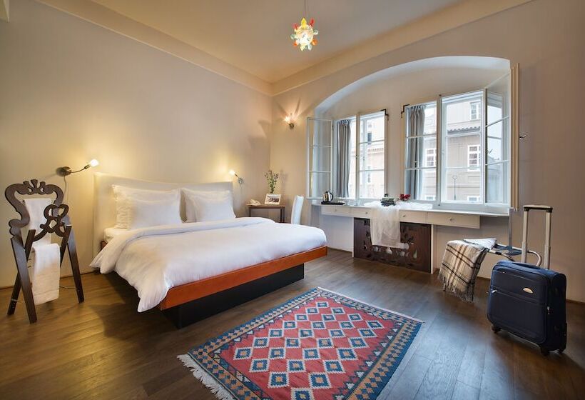 Fotos del hotel Design Hotel Neruda:  2