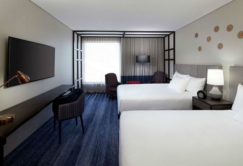 Hotel Doubletree By Hilton Montreal