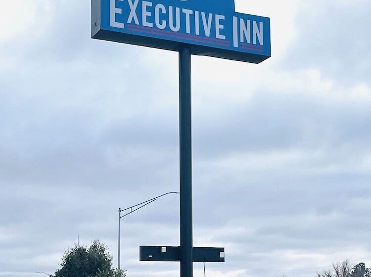 هتل Executive Inn