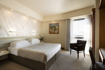 هتل Grifone Firenze  Meetings & Spa