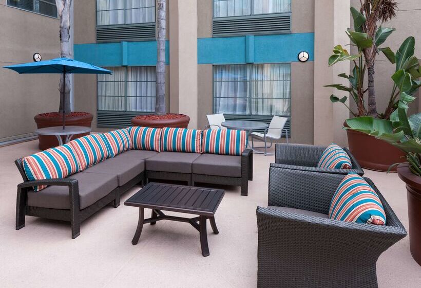 هتل Hampton Inn San Diego Downtown