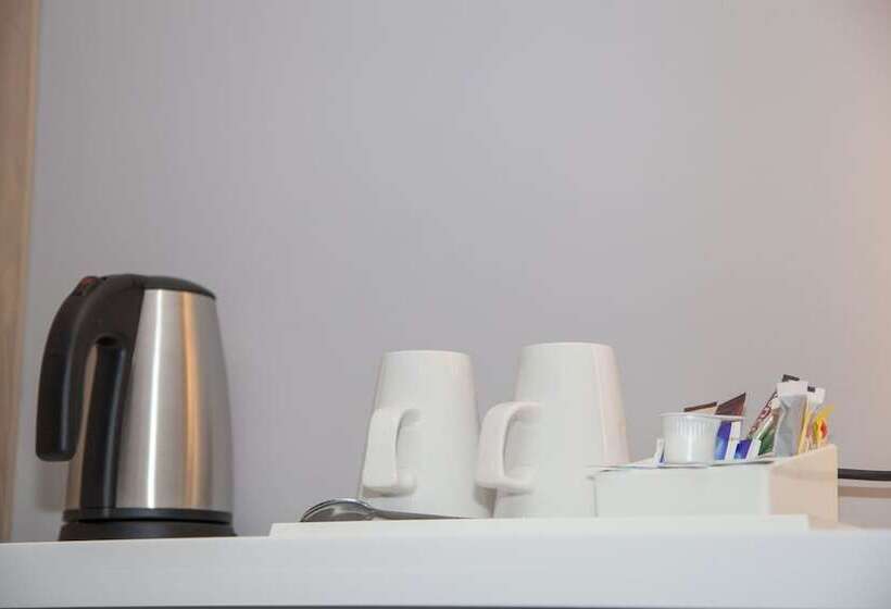 Fotos del hotel Holiday Inn Express Cardiff Bay:  25 Fotos del hotel Holiday Inn Express Cardiff Bay:  25