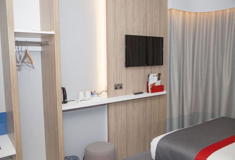 Fotos del hotel Holiday Inn Express Cardiff Bay:  14 Fotos del hotel Holiday Inn Express Cardiff Bay:  14