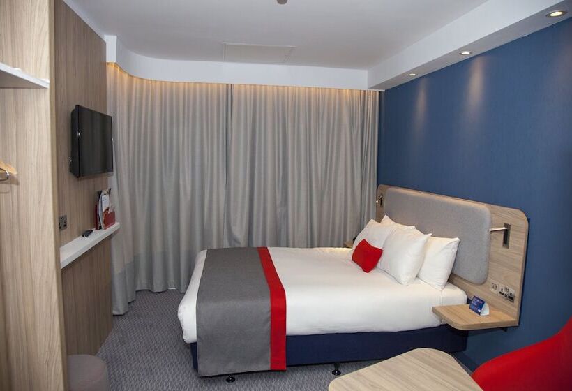 Fotos del hotel Holiday Inn Express Cardiff Bay:  4 Fotos del hotel Holiday Inn Express Cardiff Bay:  4