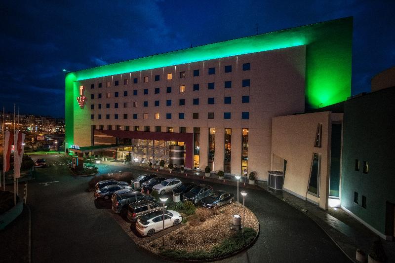 هتل Hp Park Plaza